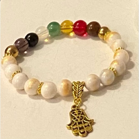NEW White Jade bead bracelet with Chakra beads - Picture 2 of 2